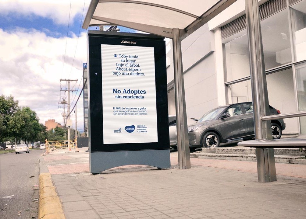 Pieza visual de la campaña 'No Adoptes Sin Conciencia'